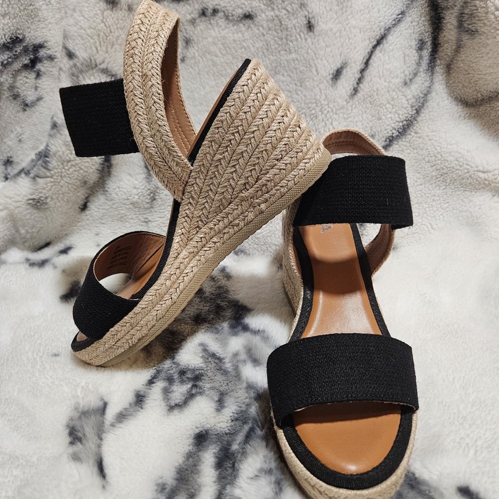 MIA Black and Tan Wedge Sandals - Picture 2 of 9